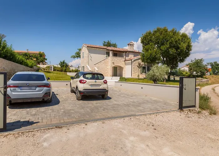 Villa Philia By Villsy *