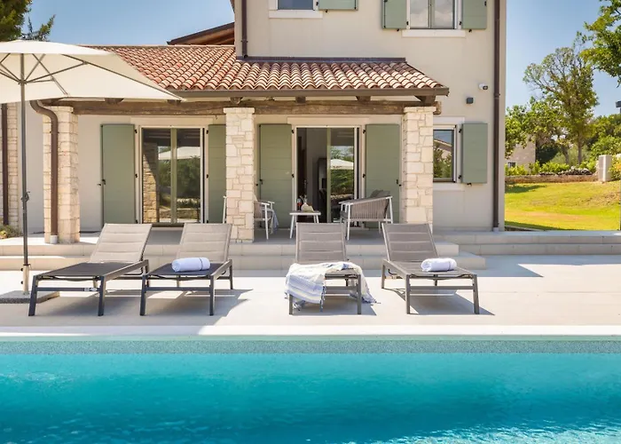 Philia By Villsy Butkovići